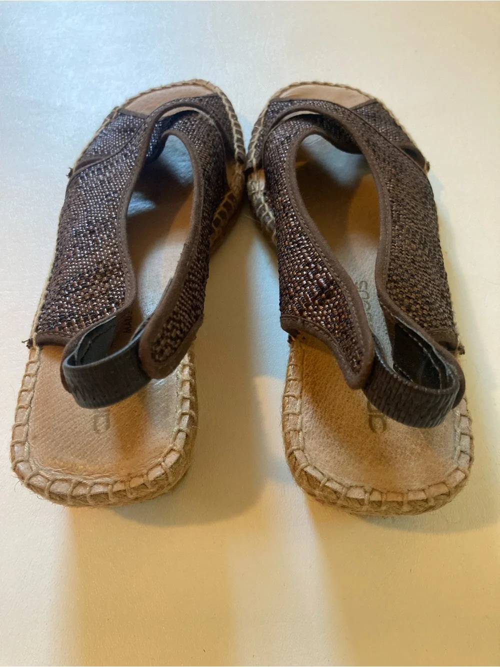 Vintage brown raffia Andre Assous slingback espadrilles